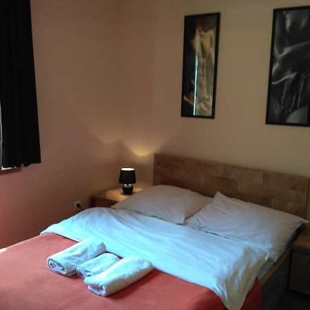 Akt Studio Apartment City Centre クラクフ エクステリア 写真